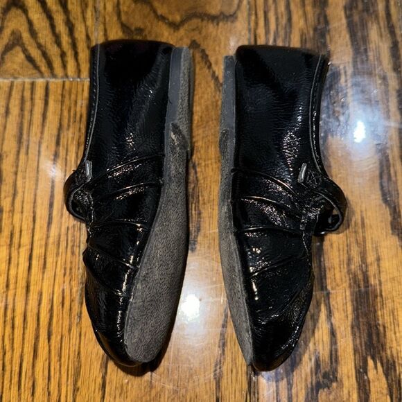 Zara Black Dress Shoes with Strap and Glossy Finish - Picture 3 of 5